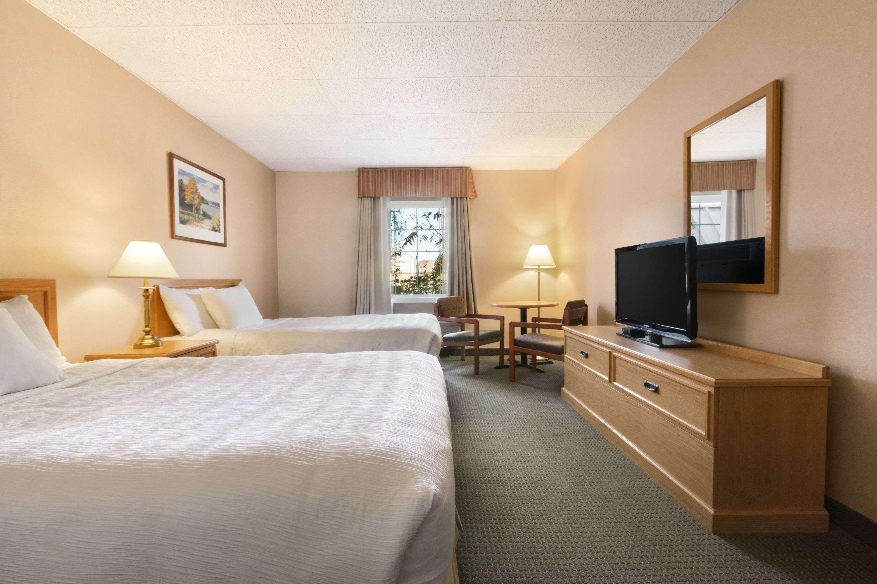 Days Inn By Wyndham Guelph Exterior foto